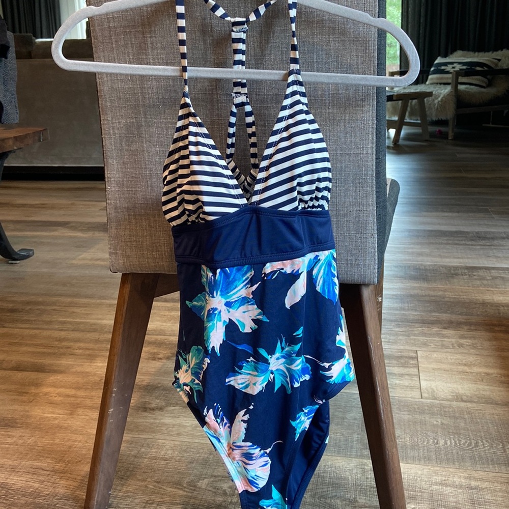 Carve Designs Dahlia swim suit